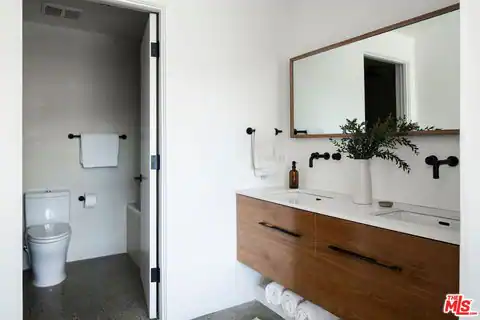 1329 California Ave #102, Santa Monica, CA 90403 — photo 22