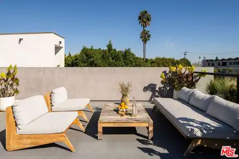 1329 California Ave #102, Santa Monica, CA 90403 — photo 32