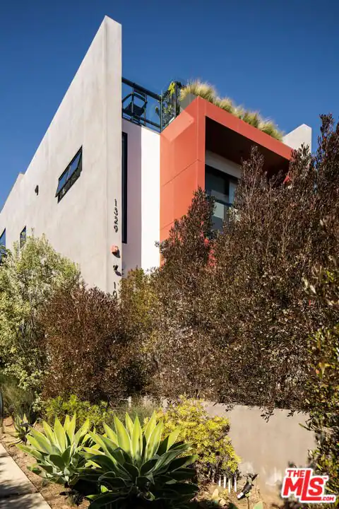 1329 California Ave #102, Santa Monica, CA 90403 — photo 34