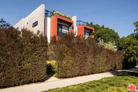 1329 California Ave #102, Santa Monica, CA 90403 — photo 35