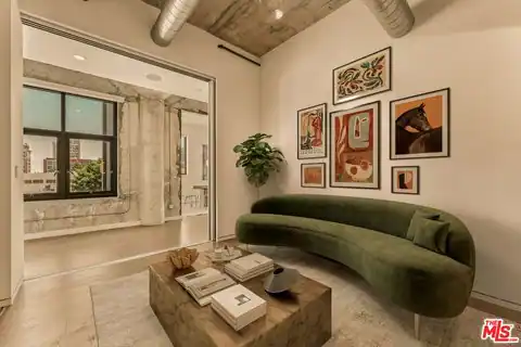 330 W 11th St #401 & 402, Los Angeles, CA 90015 — photo 18