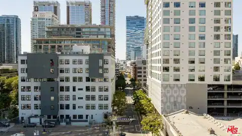 330 W 11th St #401 & 402, Los Angeles, CA 90015 — photo 34