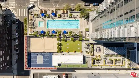 330 W 11th St #401 & 402, Los Angeles, CA 90015 — photo 37