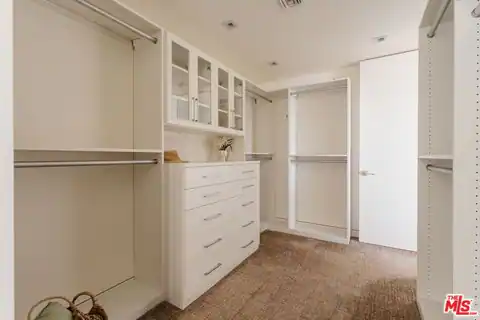 3642 Beverly Ridge Dr, Sherman Oaks, CA 91423 — photo 43