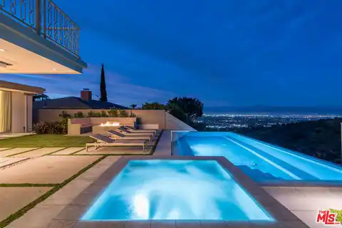 3642 Beverly Ridge Dr, Sherman Oaks, CA 91423 — photo 51