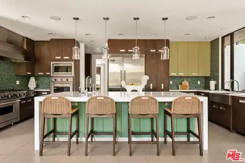 17352 Magnolia Blvd, Encino, CA 91316 — photo 13