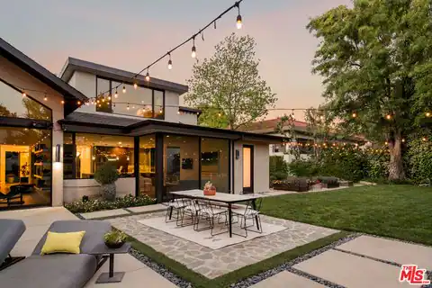 17352 Magnolia Blvd, Encino, CA 91316 — photo 33