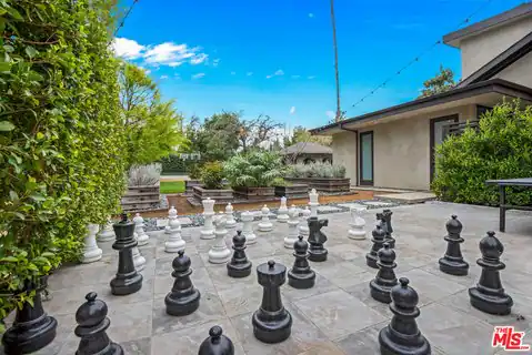 17352 Magnolia Blvd, Encino, CA 91316 — photo 9