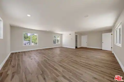 16608 Park Lane Cir, Los Angeles, CA 90049 — photo 50