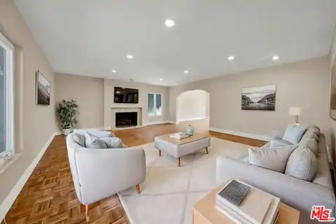 16608 Park Lane Cir, Los Angeles, CA 90049 — photo 6