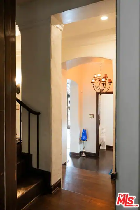 6470 Ivarene Ave, Los Angeles, CA 90068 — photo 10