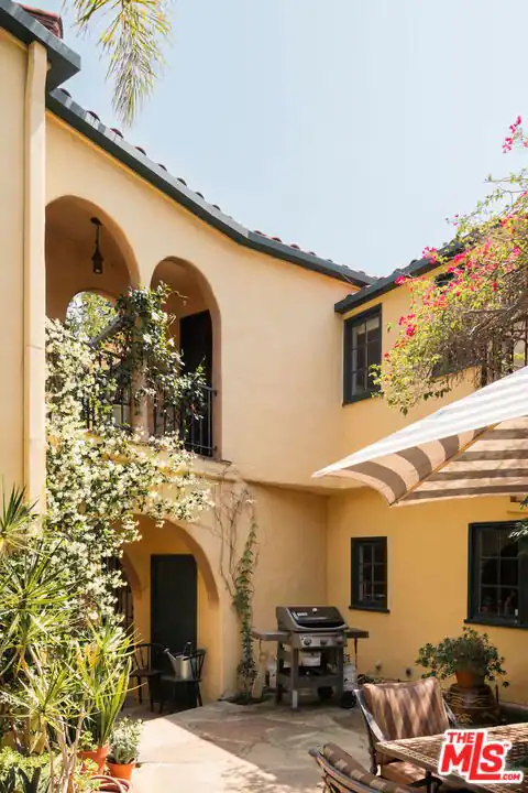 6470 Ivarene Ave, Los Angeles, CA 90068 — photo 16