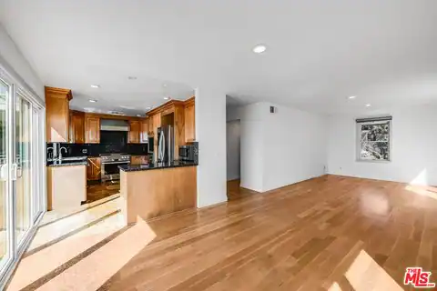 6457 Surfside Way, Malibu, CA 90265 — photo 16