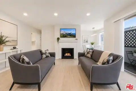 404 San Vicente Blvd #204, Santa Monica, CA 90402 — photo 3