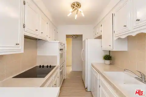 404 San Vicente Blvd #204, Santa Monica, CA 90402 — photo 9