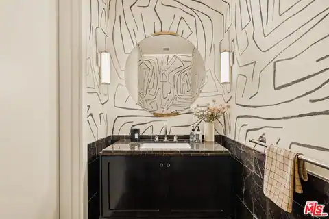 8420 W Sunset Blvd #107, West Hollywood, CA 90069 — photo 15