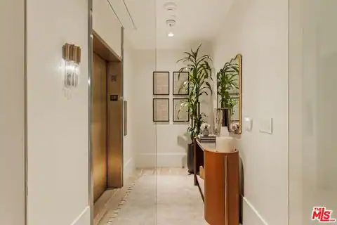 8420 W Sunset Blvd #107, West Hollywood, CA 90069 — photo 16