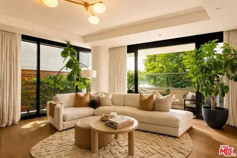 8420 W Sunset Blvd #107, West Hollywood, CA 90069 — photo 3