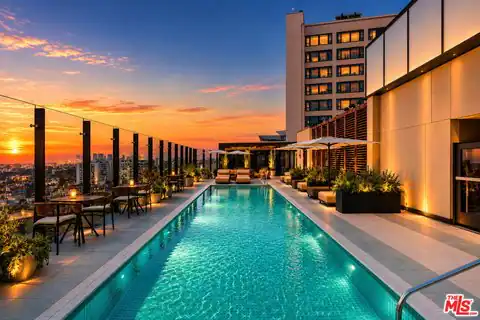 8420 W Sunset Blvd #107, West Hollywood, CA 90069 — photo 4