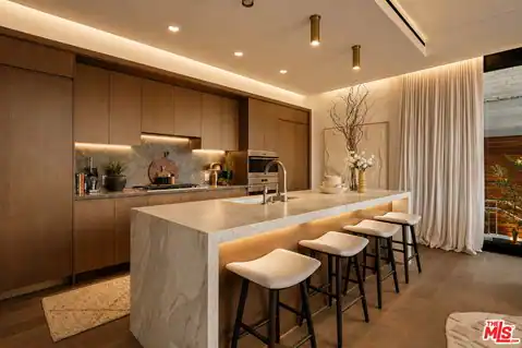 8420 W Sunset Blvd #107, West Hollywood, CA 90069 — photo 5