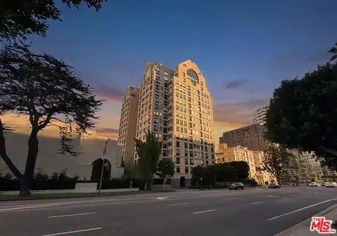 10520 Wilshire Blvd #701, Los Angeles, CA 90024 — photo 3