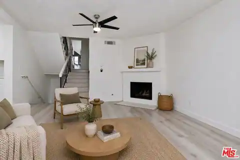 1273 Alessandro Dr, Newbury Park, CA 91320 — photo 12