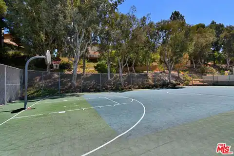 1273 Alessandro Dr, Newbury Park, CA 91320 — photo 32