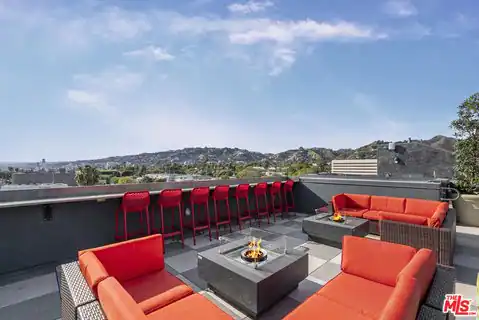7428 Santa Monica Blvd #204, West Hollywood, CA 90046 — photo 20