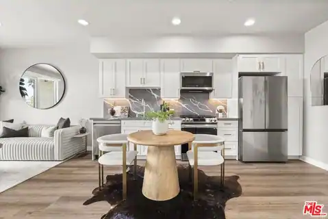7428 Santa Monica Blvd #204, West Hollywood, CA 90046 — photo 7