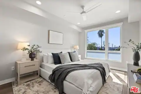 7428 Santa Monica Blvd #204, West Hollywood, CA 90046 — photo 8