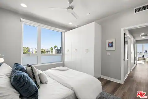 7428 Santa Monica Blvd #PH 505, West Hollywood, CA 90046 — photo 15