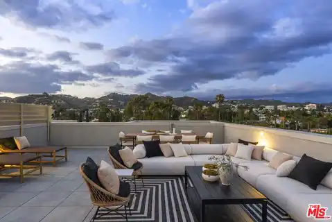 7428 Santa Monica Blvd #PH 505, West Hollywood, CA 90046 — photo 19