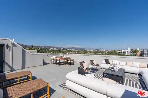 7428 Santa Monica Blvd #PH 505, West Hollywood, CA 90046 — photo 2