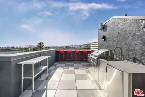 7428 Santa Monica Blvd #PH 505, West Hollywood, CA 90046 — photo 29