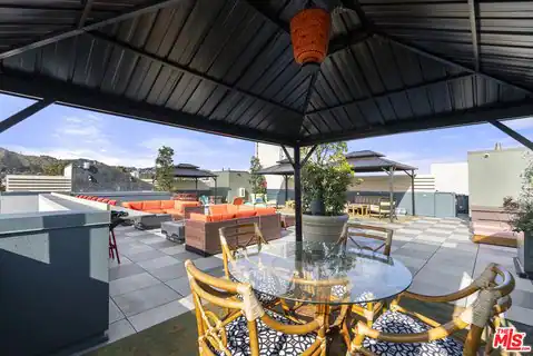 7428 Santa Monica Blvd #PH 505, West Hollywood, CA 90046 — photo 35