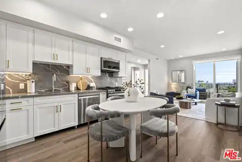 7428 Santa Monica Blvd #PH 505, West Hollywood, CA 90046 — photo 4