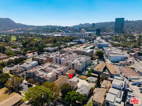 10634 Whipple St, Toluca Lake, CA 91602 — photo 14