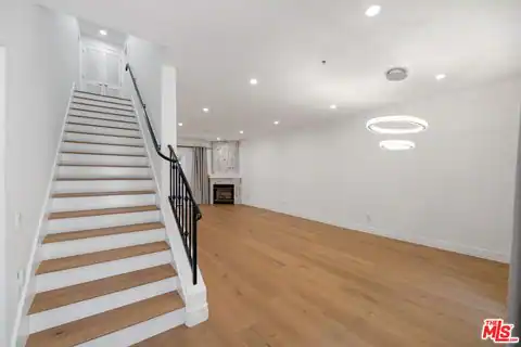 851 N San Vicente Blvd #117, West Hollywood, CA 90069 — photo 3