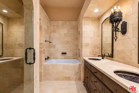 1021 Amberton Ln, Newbury Park, CA 91320 — photo 14
