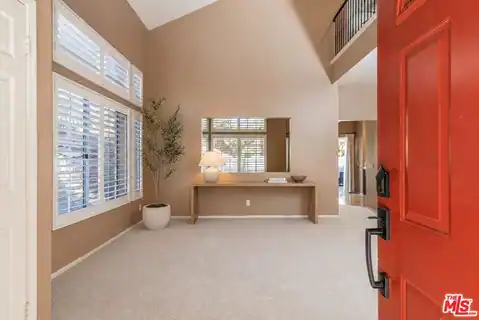 1021 Amberton Ln, Newbury Park, CA 91320 — photo 2