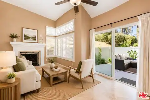1021 Amberton Ln, Newbury Park, CA 91320 — photo 8
