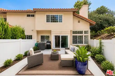 1021 Amberton Ln, Newbury Park, CA 91320 — photo 9