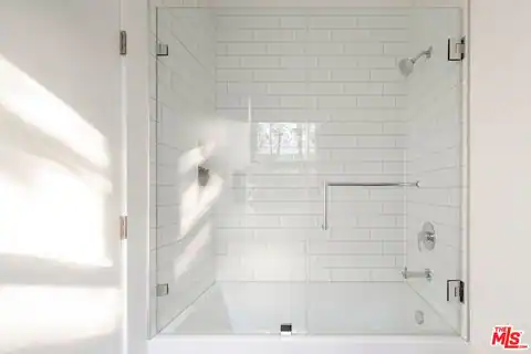 927 Hyperion Ave, Los Angeles, CA 90029 — photo 10