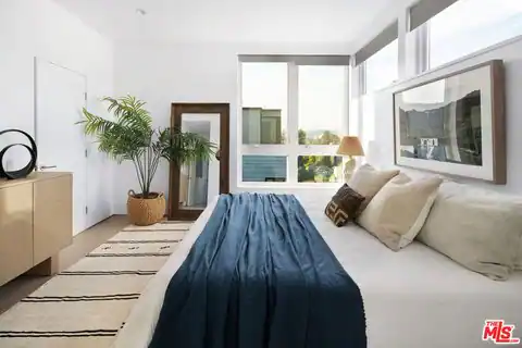 927 Hyperion Ave, Los Angeles, CA 90029 — photo 16