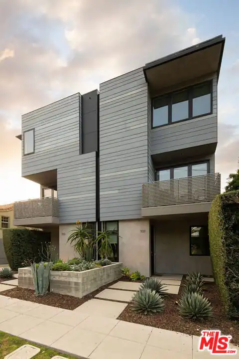 927 Hyperion Ave, Los Angeles, CA 90029 — photo 22