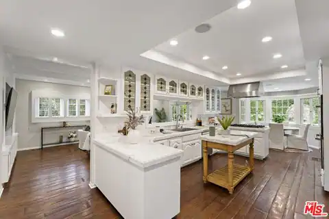 15938 Valley Vista Blvd, Los Angeles, CA 91436 — photo 12