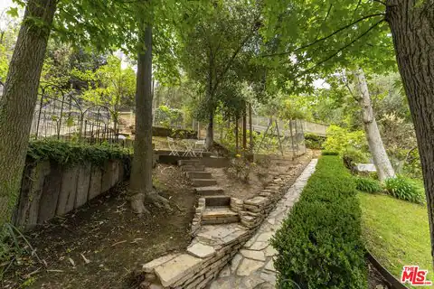 15938 Valley Vista Blvd, Los Angeles, CA 91436 — photo 47
