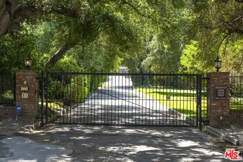 15938 Valley Vista Blvd, Los Angeles, CA 91436 — photo 53