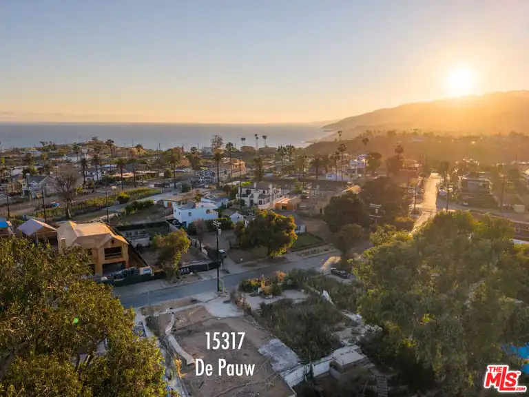 15317 DE Pauw St, Los Angeles, CA 90272