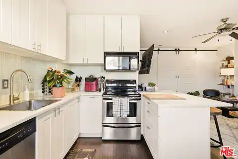 999 N Doheny Dr #104, West Hollywood, CA 90069 — photo 3